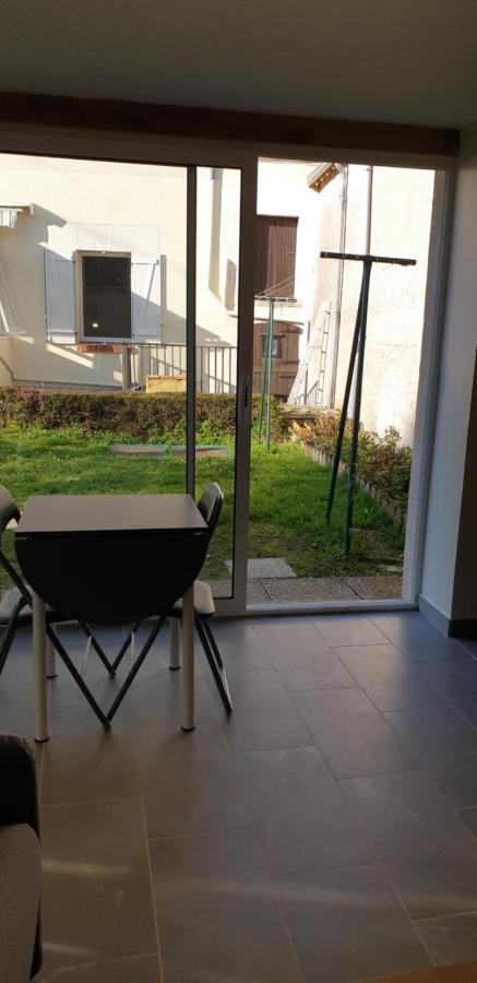 La Petite Maison Hotel Saint Georges sur Cher Bagian luar foto
