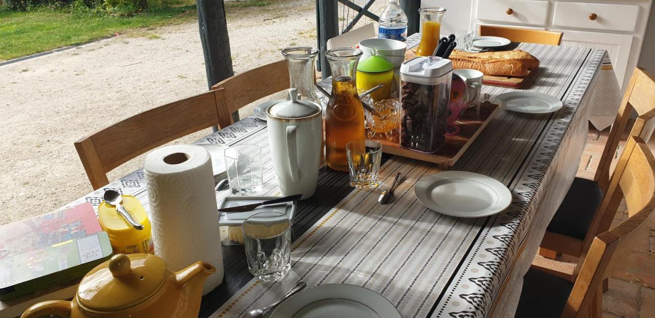 La Petite Maison Hotel Saint Georges sur Cher Bagian luar foto